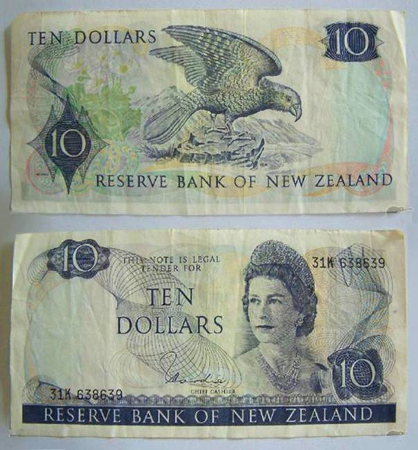 8 29 New Zealand Hardie banknote for ten dollars